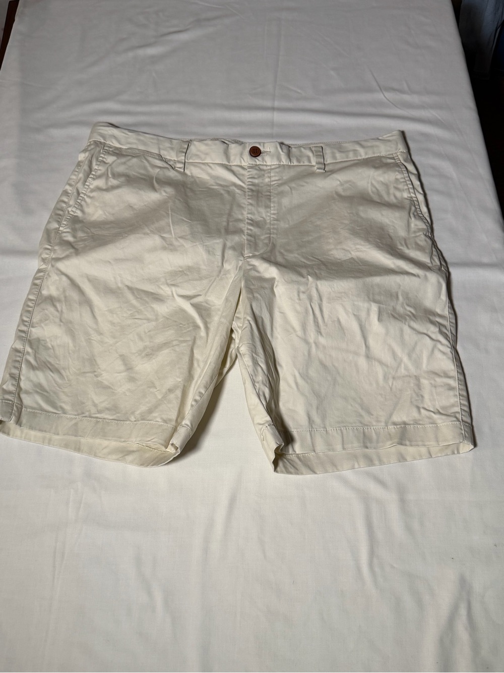 Tommy Bahama Cream Flat Front Men's Shorts